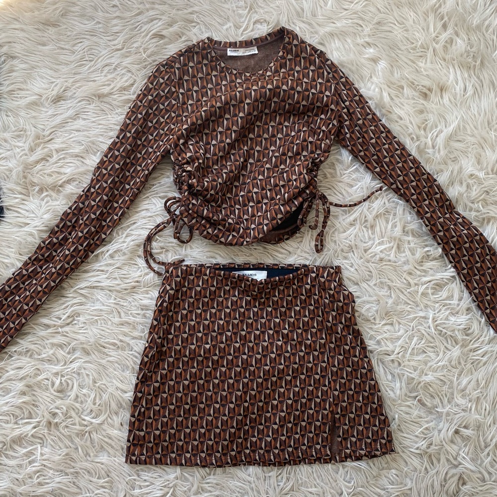 PULL&BEAR Jaquard Ruched Top & Skirt Set 🐻🤎